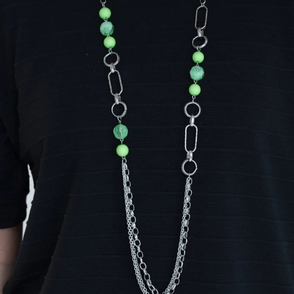 Paparazzi Pop-ular Opinion Green Necklace & Earring Set